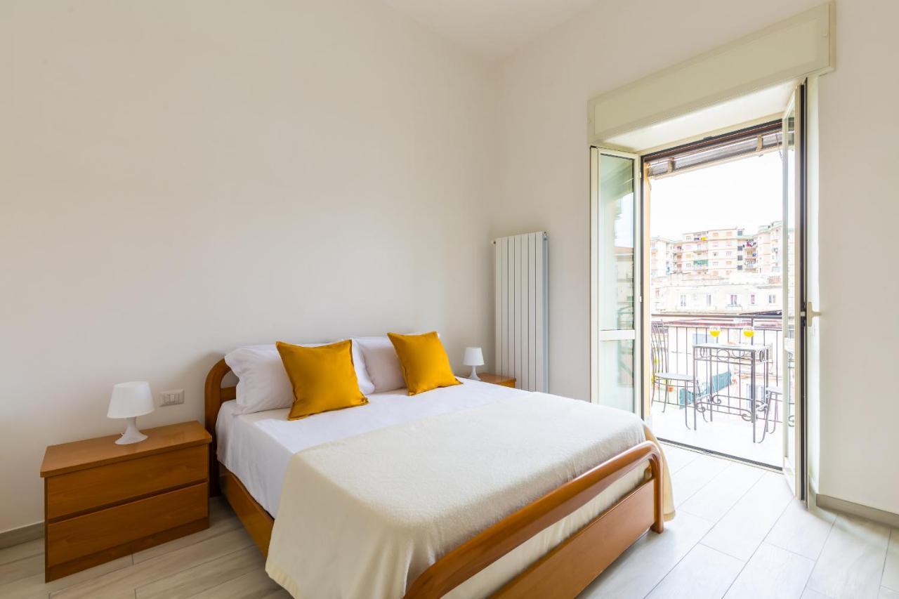 Chiara Modern Apartment By Wonderful Italy Naples Exterior photo